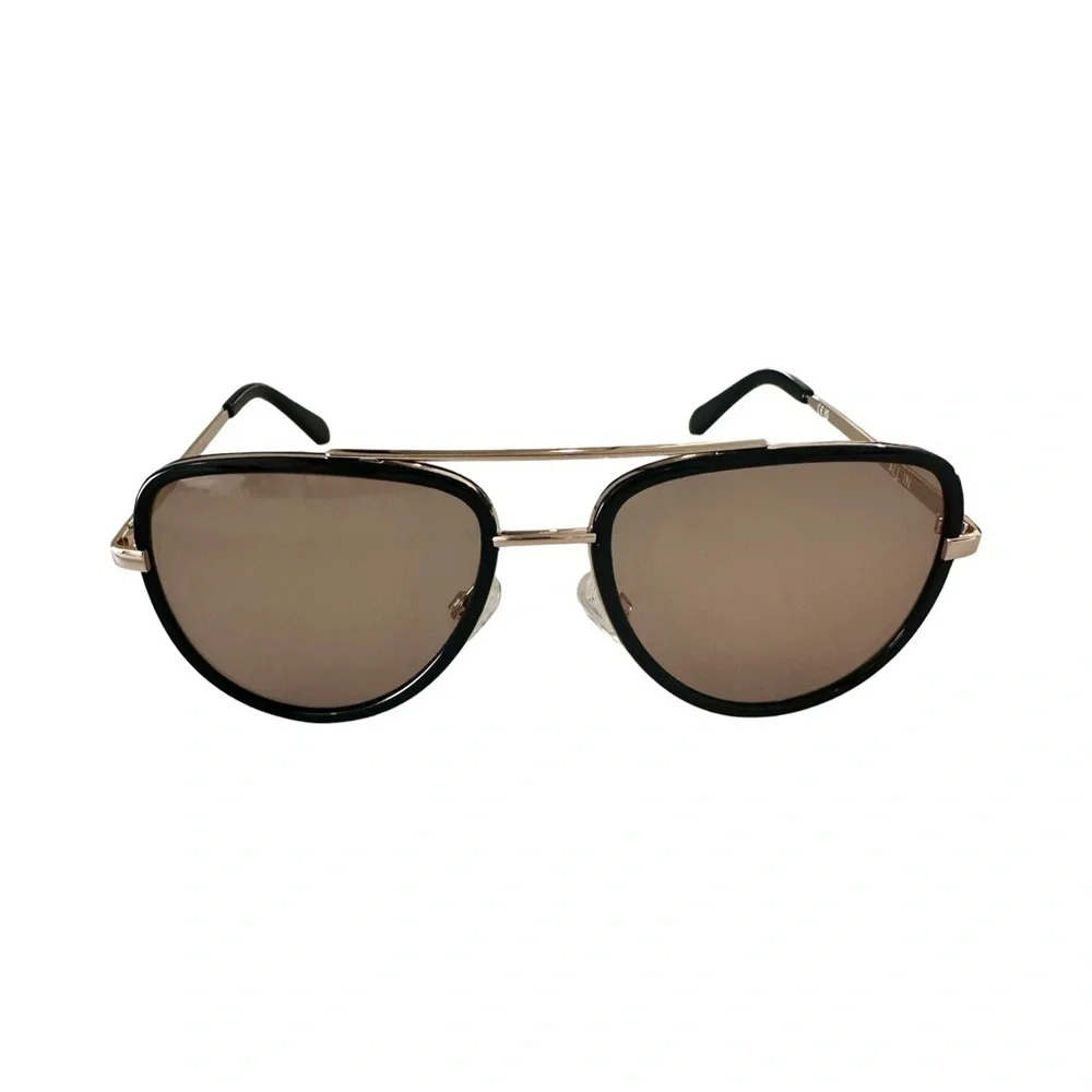 Quay Australia NWOT All In Black and Gold Sunglasses Lens Cat 2